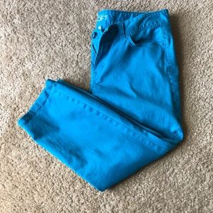 Mid rise Caribbean blue cropped pants